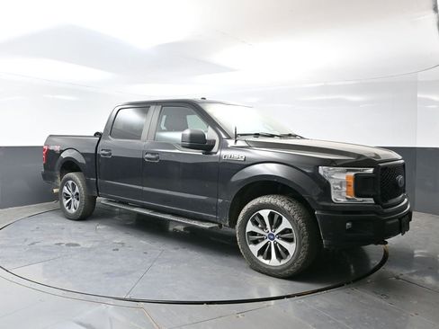 Used 2019 Ford F150 XL w/ Equipment Group 101A Mid AWD/4WD image 3