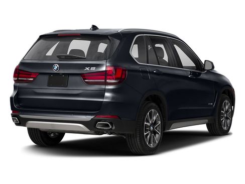 Used 2018 BMW X5 sDrive35i w/ Luxury Seating Package image 2