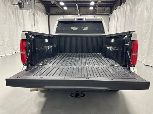 Used 2025 Toyota Tacoma TRD Off-Road image 49