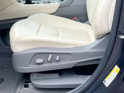 Used 2021 Cadillac XT5 Premium Luxury image 20