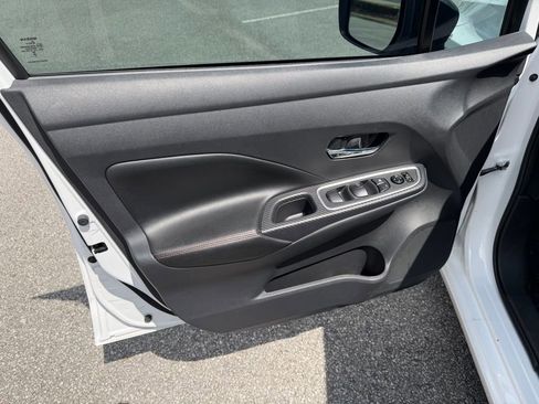 Used 2024 Nissan Versa SR w/ Trunk Package image 13