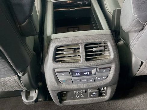 Used 2019 Honda Pilot Touring image 29