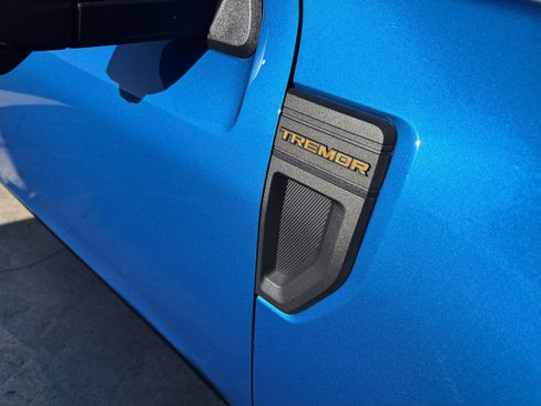 Certified 2025 Ford Maverick Tremor image 14