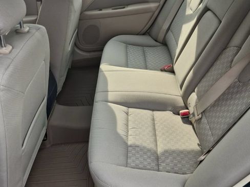 Used 2011 Ford Fusion SE w/ 202A Rapid Spec Order Code FWD image 5