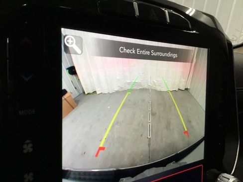 Used 2021 RAM 1500 Laramie image 11