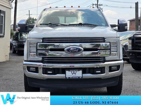Used 2017 Ford F350 Lariat w/ Lariat Ultimate Package AWD/4WD image 2