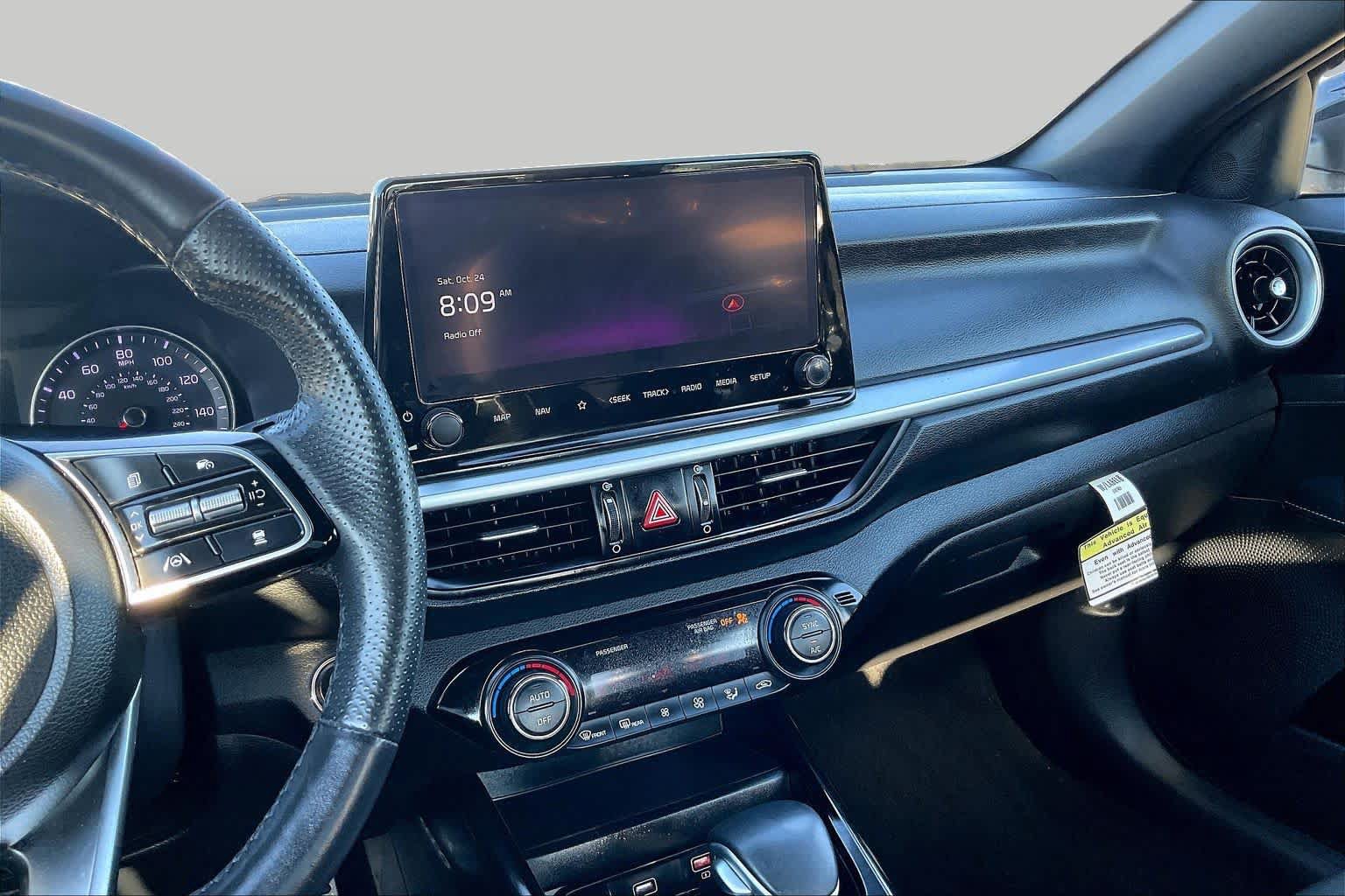 Used 2024 Kia Forte GT-Line FWD image 7