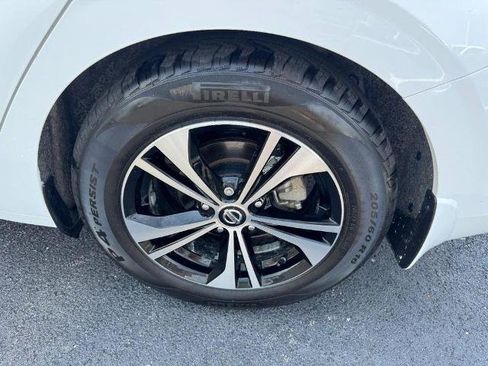 Certified 2023 Nissan Sentra SV FWD image 7