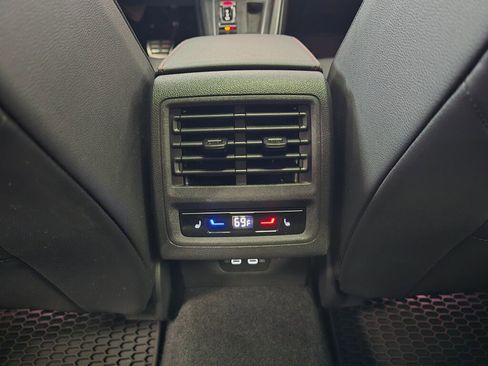 Used 2022 Volkswagen GTI Autobahn image 35