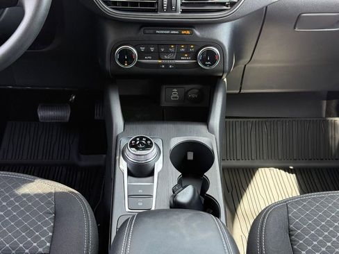 New 2025 Ford Escape Active image 9