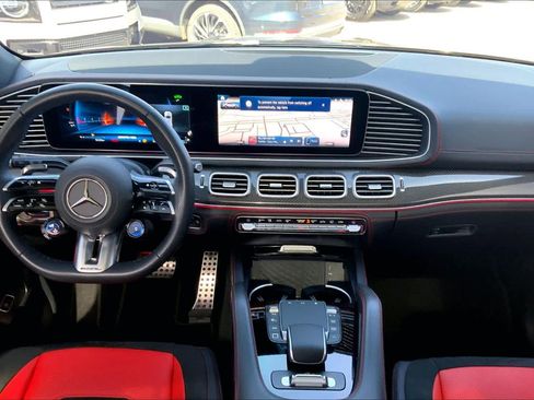 Used 2025 Mercedes-Benz GLE 53 AMG 4MATIC image 15
