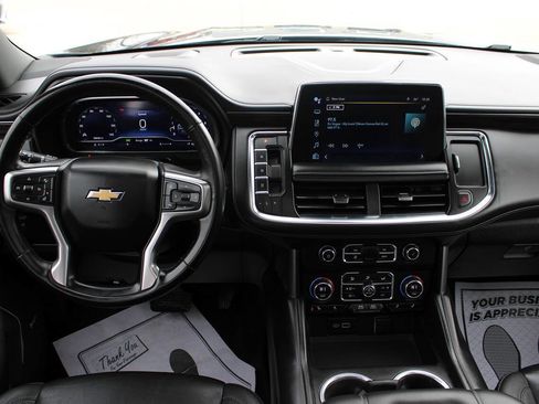 Used 2023 Chevrolet Tahoe LT w/ Luxury Package AWD/4WD image 2