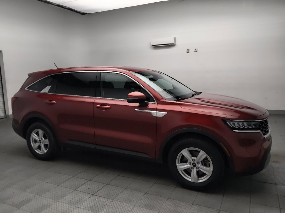 Used 2023 Kia Sorento LX FWD image 11