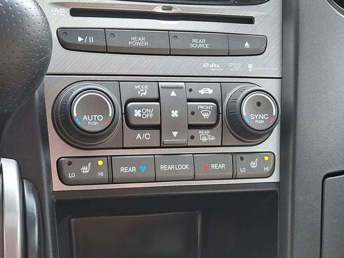 Used 2013 Honda Pilot Touring image 19