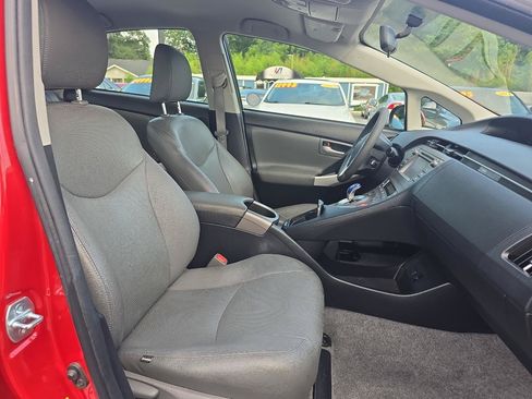 Used 2014 Toyota Prius Two FWD image 14