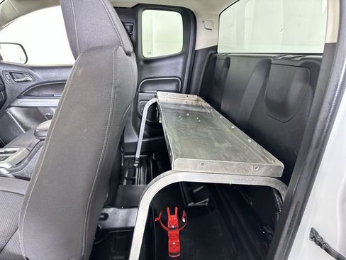 Used 2022 Chevrolet Colorado LT w/ Fleet Safety Package RWD image 26