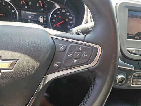 Used 2024 Chevrolet Equinox LT FWD image 21