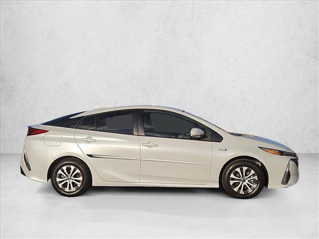 Certified 2022 Toyota Prius Prime XLE w/ Protection Package (TMS) FWD image 4