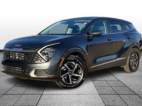 Certified 2025 Kia Sportage LX image 1
