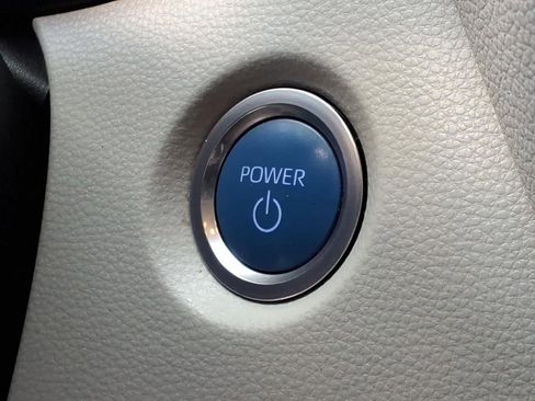 Used 2022 Toyota Corolla LE FWD image 24