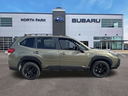 Used 2022 Subaru Forester Wilderness w/ Wilderness Package AWD/4WD image 2
