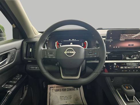 New 2026 Nissan Pathfinder Platinum AWD/4WD image 22