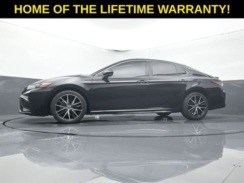 Used 2021 Toyota Camry SE image 48