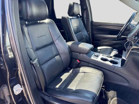 Used 2018 Jeep Grand Cherokee Summit AWD/4WD image 19