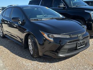 Used 2026 Toyota Corolla LE FWD video 2