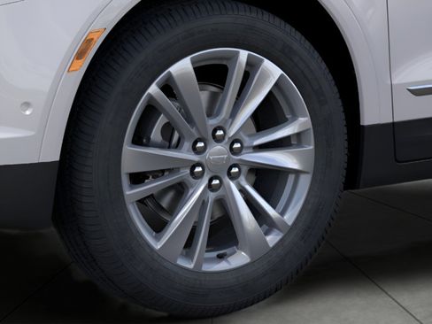 New 2025 Cadillac XT5 Premium Luxury image 9