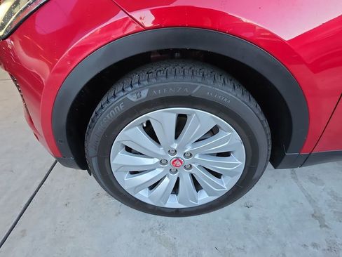 Used 2020 Jaguar E-PACE SE image 34