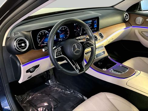 Used 2023 Mercedes-Benz E 350 4MATIC Sedan image 18