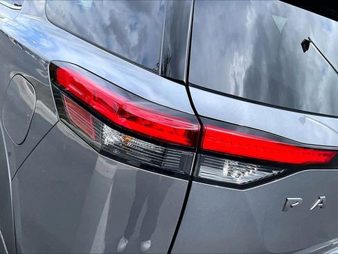 New 2026 Nissan Pathfinder SV image 14