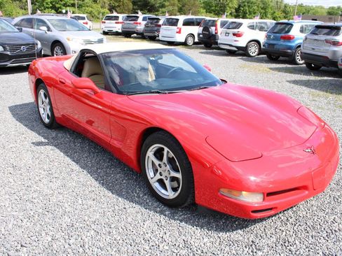 Used 2001 Chevrolet Corvette Convertible w/ Preferred Equipment Group2 RWD image 13