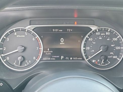 Used 2024 Nissan Rogue S FWD image 10