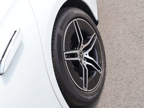 Certified 2026 Mercedes-Benz E 350 4MATIC Sedan image 38