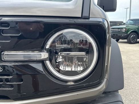 Used 2025 Ford Bronco Big Bend w/ Black Diamond Package image 9