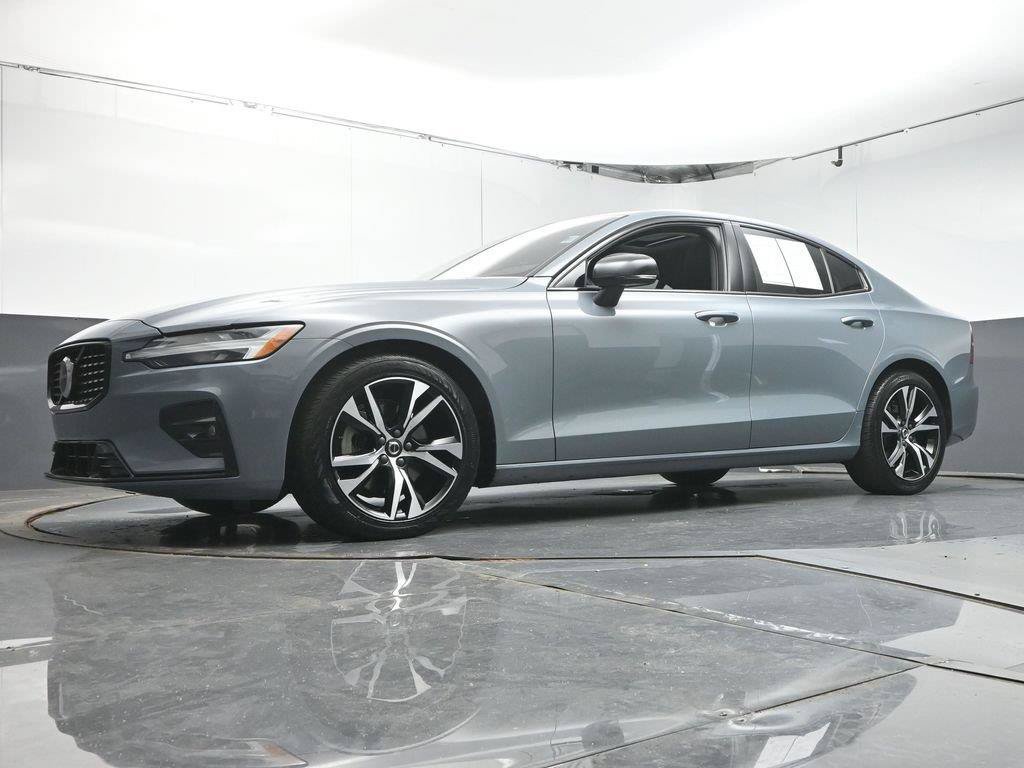 Used 2024 Volvo S60 B5 Core FWD image 33