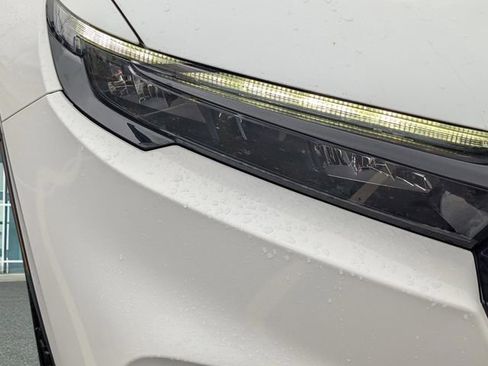 Used 2023 Honda CR-V Sport Touring image 4