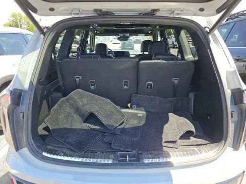 Used 2023 Hyundai Kona SE w/ Cargo Package FWD image 17