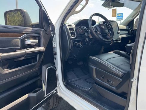 Used 2024 RAM 2500 Laramie w/ Safety Group AWD/4WD image 14