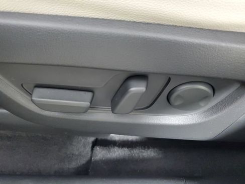 Certified 2024 MAZDA CX-90 Plug-In Hybrid w/ Preferred AWD/4WD image 22