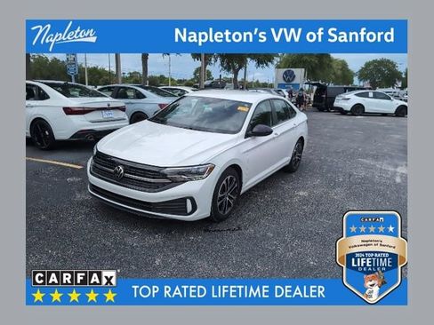 Used 2024 Volkswagen Jetta Sport FWD image 1