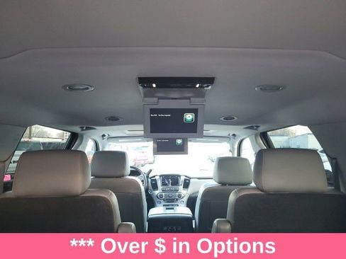 Used 2019 Chevrolet Suburban LT image 2
