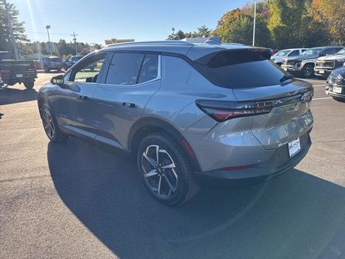 New 2026 Chevrolet Equinox EV LT image 3