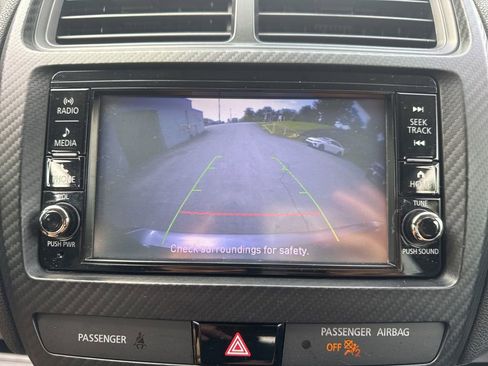 Used 2018 Mitsubishi Outlander Sport ES FWD image 27