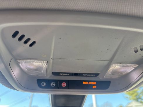 Used 2020 Chevrolet Malibu LT image 26