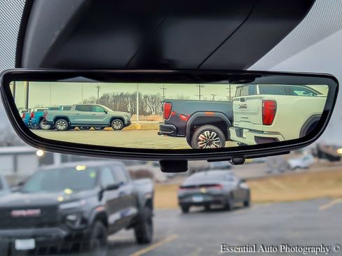 New 2026 GMC Yukon AT4 Ultimate image 17