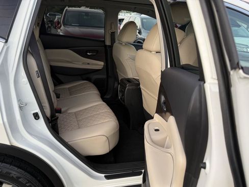 Used 2020 Nissan Murano Platinum FWD image 11