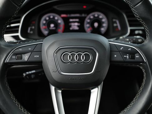 Used 2025 Audi Q7 2.0T Premium Plus AWD/4WD image 30